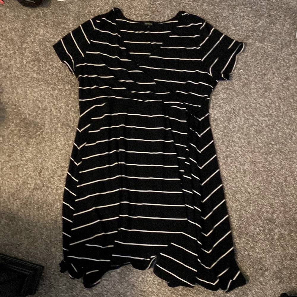 Torrid size 3 faux wrap dress perfect for a holiday get together